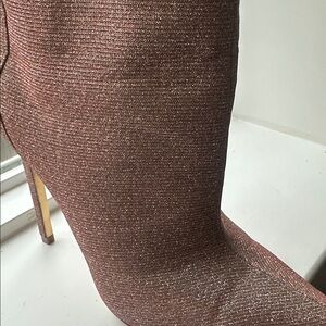 Jennifer Lopez Shimmering Pinkish Heeled Boots